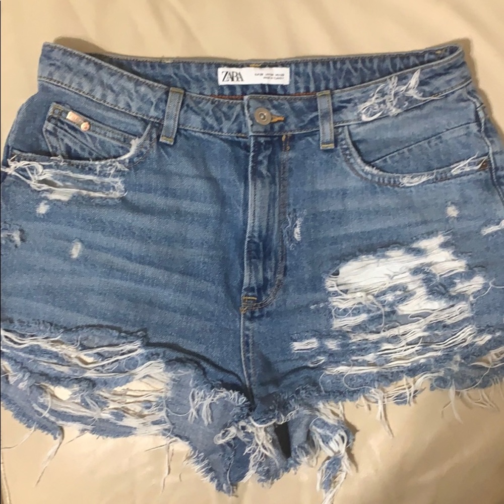 🍍ZARA JEAN SHORTS